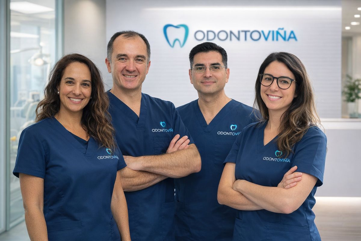 Equipo de especialistas de Odontoviña, clínica dental en Viña del Mar